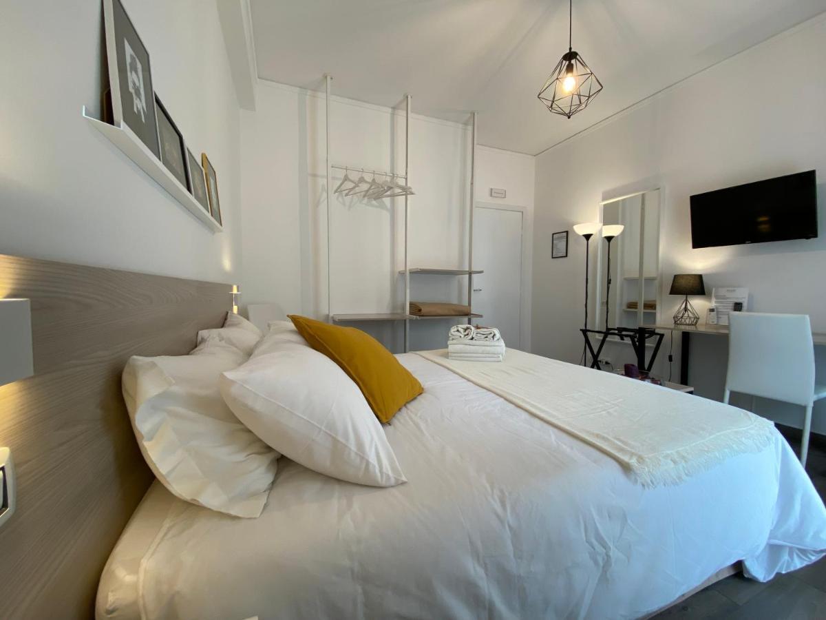 Ma&Mi Light Rooms Cefalu Exterior photo
